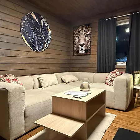 Apartment Holiday Suite *